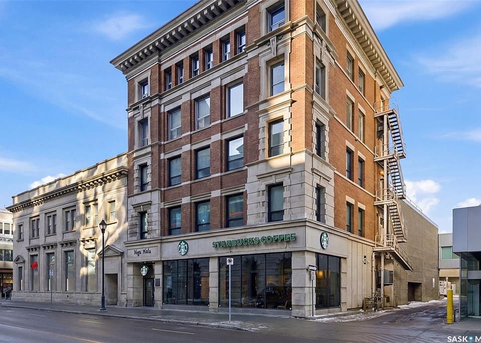1st image of UNIT 400-2020 11TH AVENUE