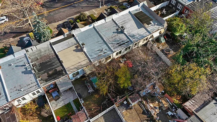 Sold by Corcoran | media 1