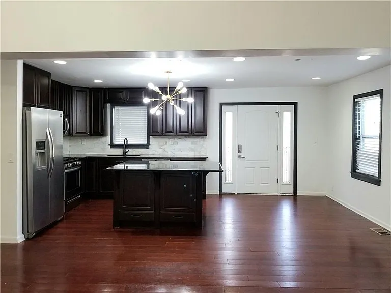 2091 Northside Dr NW — Photo 6