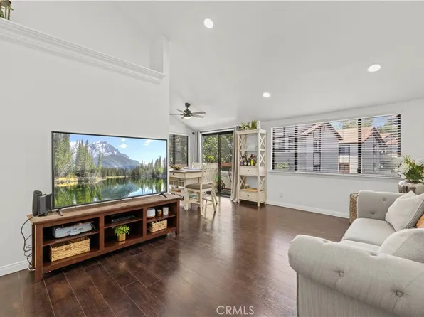 18105 Sundowner Way Unit 978, Santa Clarita, CA 91387