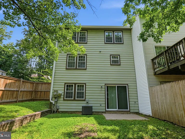 10065 Chestnut Wood Ln — Photo 34