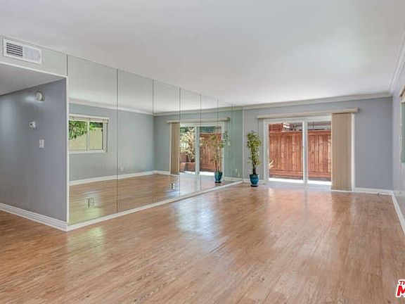 5th image of 6708 Hillpark Dr APT 104