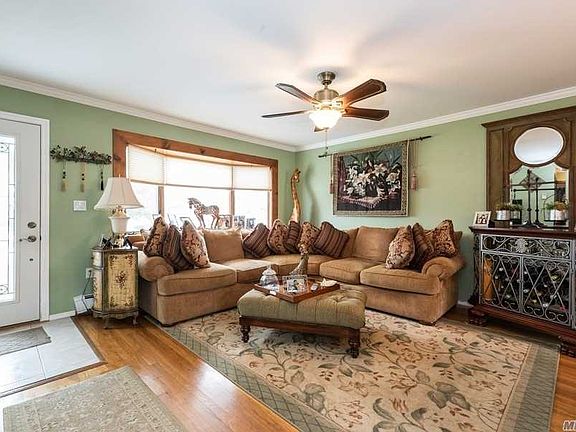 5th image of 234 N Walnut St