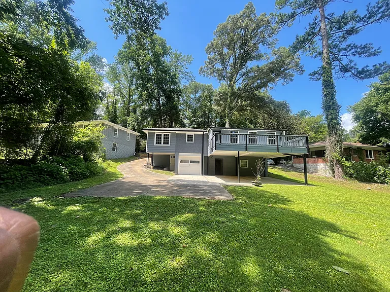 2437 Ivydale Dr SW — Photo 14