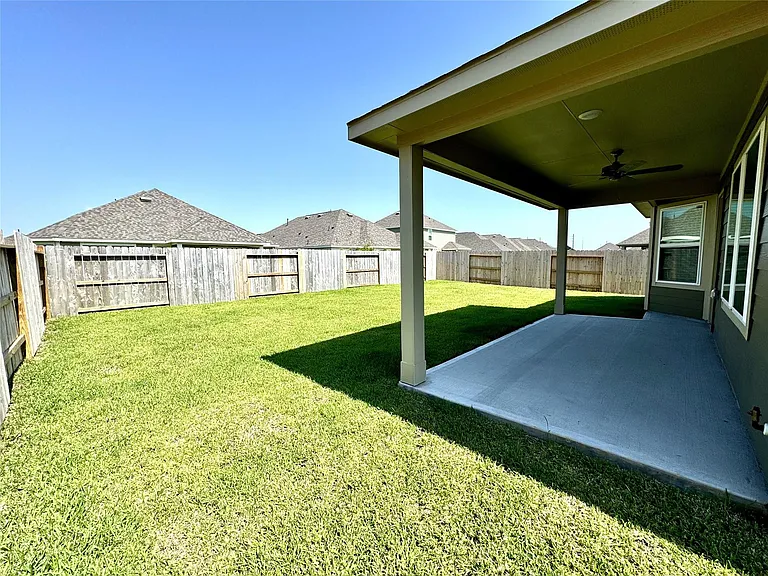 8615 Jetty Glen Dr — Photo 25