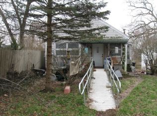 105 Forest Ct, Jackson, MI 49203