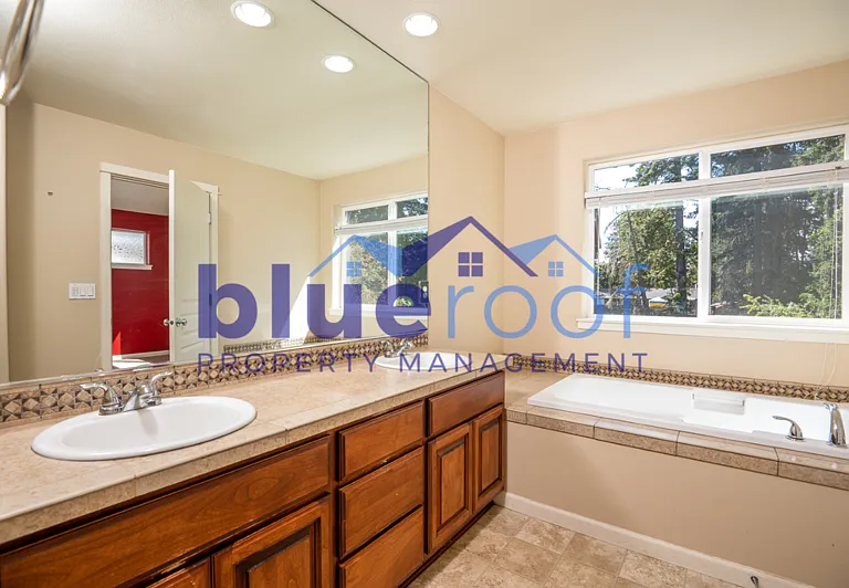 20959 SW Edgemont St — Photo 9