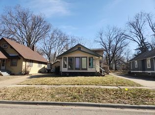 1166 SW Randolph Ave, Topeka, KS 66604
