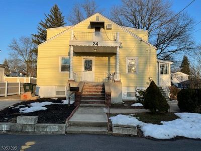 24 Elm Ave, Iselin, NJ, 08830