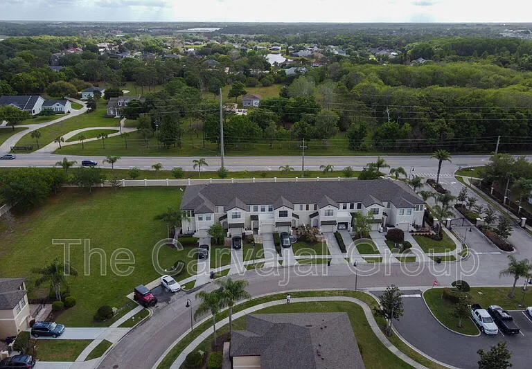 2210 Seven Oaks Dr — Photo 6