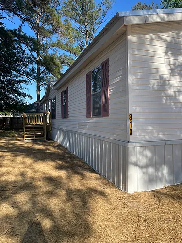 310 Elizabeth St Photo 1