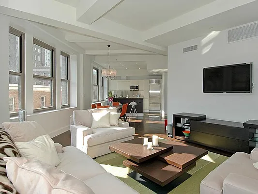 Rented by Sotheby's International Realty | media 22