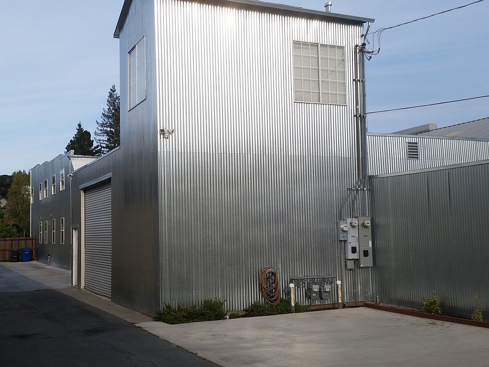 2nd image of 430 Petaluma Blvd N