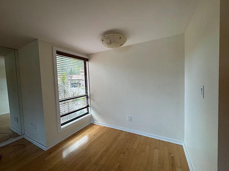 1320 Pelican Creek Xing — Photo 17