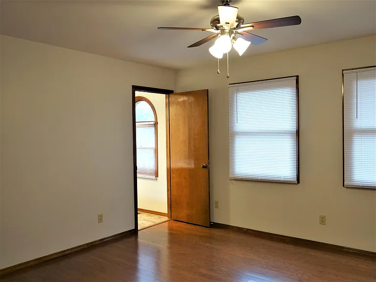 Bedroom & Full Bath