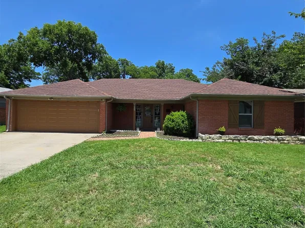 7609 Oxley Dr, Richland Hills, TX 76118