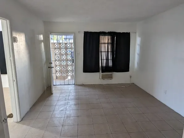 8161 Wheeler Ave APT 2, Fontana, CA 92335