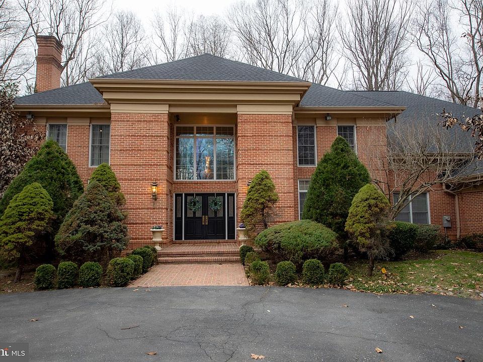 1st image of 10429 Kingsbridge Rd