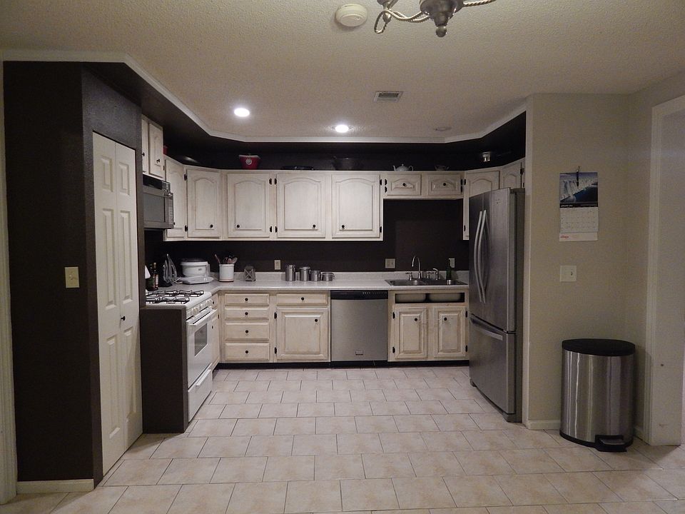 1st image of 1016 W Chisum Ave
