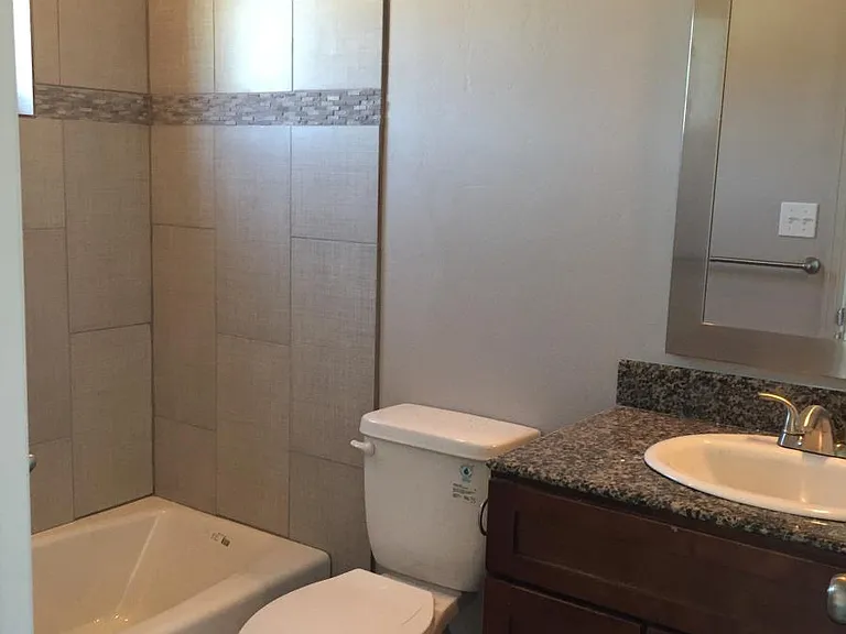 Upstairs 2nd Master Bedroom Bathroom