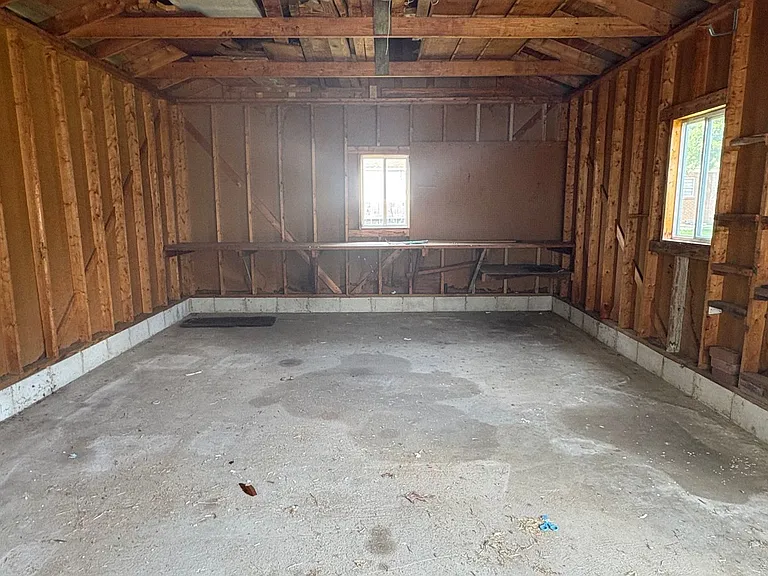 713 Willow Dr — Photo 17