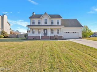 111 New Castle Dr, Jacksonville, NC 28540