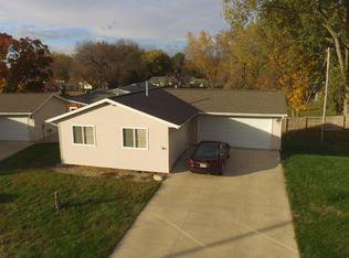 54 Florida Ct SW, Cedar Rapids, IA 52404