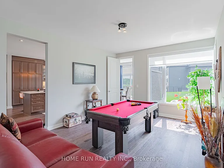 451 Longworth Ave — Photo 11