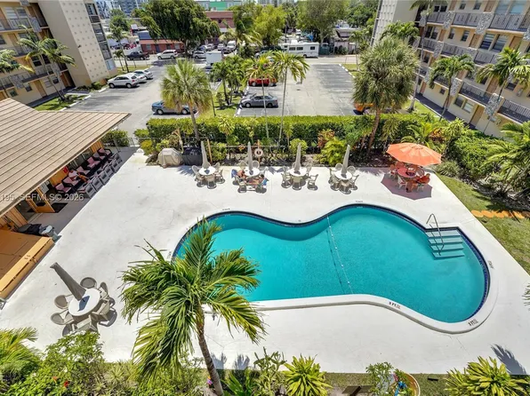 2145 Pierce St APT 417, Hollywood, FL 33020