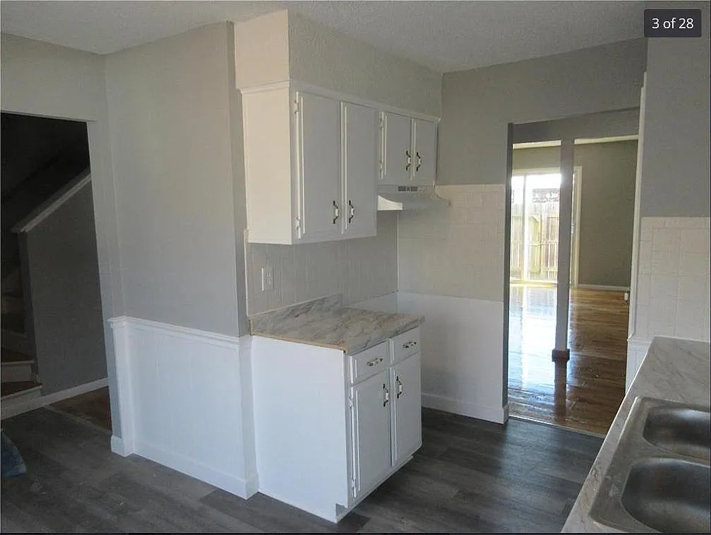 3331 Bridge Manor Dr — Photo 3