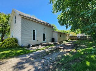 211 Race St, Spring Valley, OH 45370