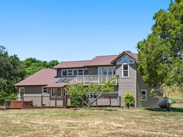 277 Wheelock Rd, Watsonville, CA 95076