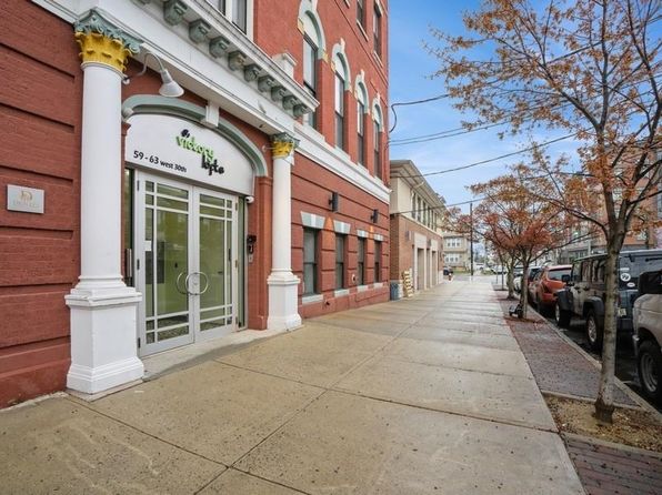 59-63 W 30th St #102, Bayonne, NJ 07002