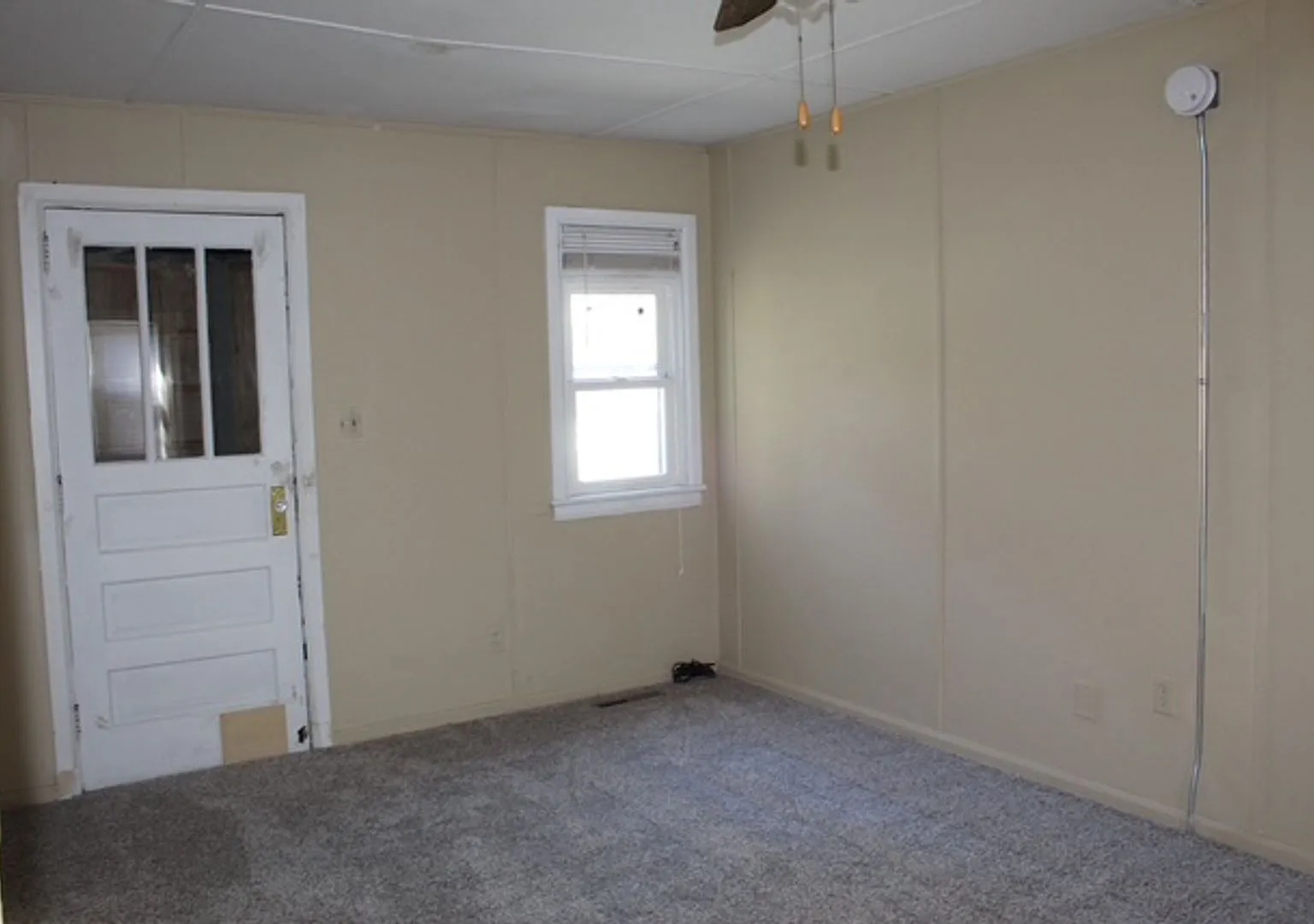 904 S Webber St. Urbana, IL — Photo 2