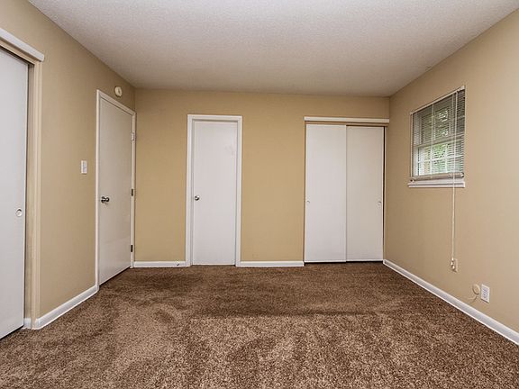 3rd image of 3039 Lupine Dr