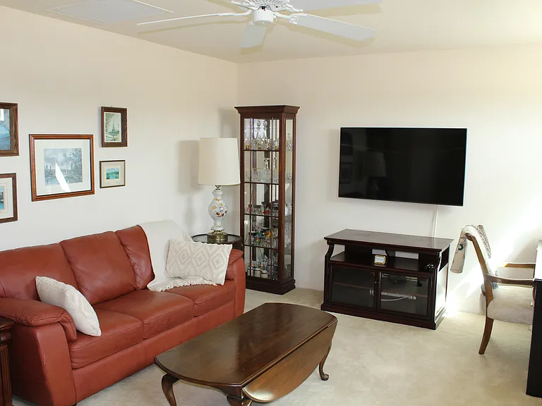 6478 Waverly Green Way — Photo 14