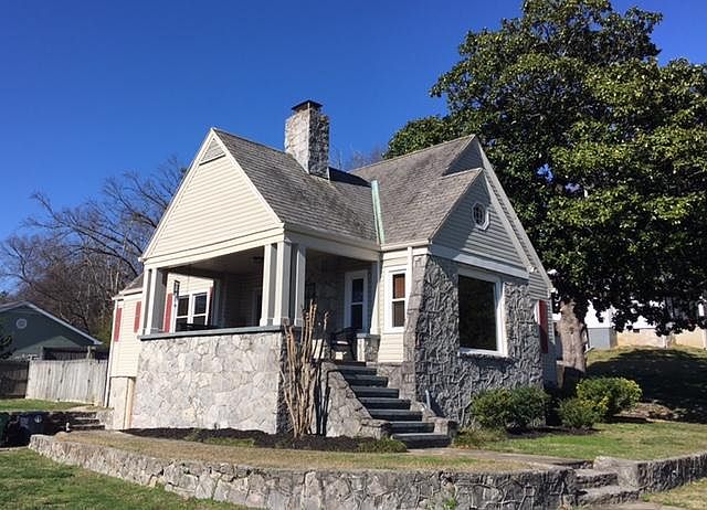 1st image of 723 Belvoir Ave
