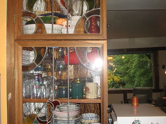 Kitchen Cabinet 