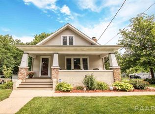 215 E Forrest Hill Ave, Peoria, IL 61603