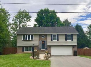 416 Bon Aire Ave, New Castle, PA 16105