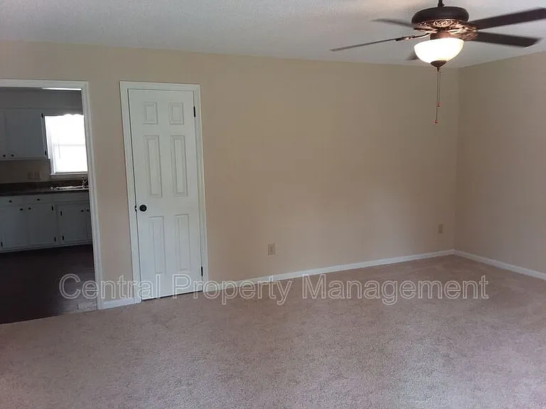 5423 Parris Bridge Rd — Photo 3
