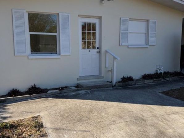 607 N McMullen Booth Rd