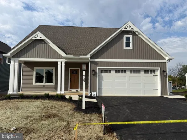 239 Parkside Pl, Lancaster, PA 17602