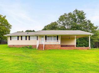 16239 Highway 101 S, Gray Court, SC 29645