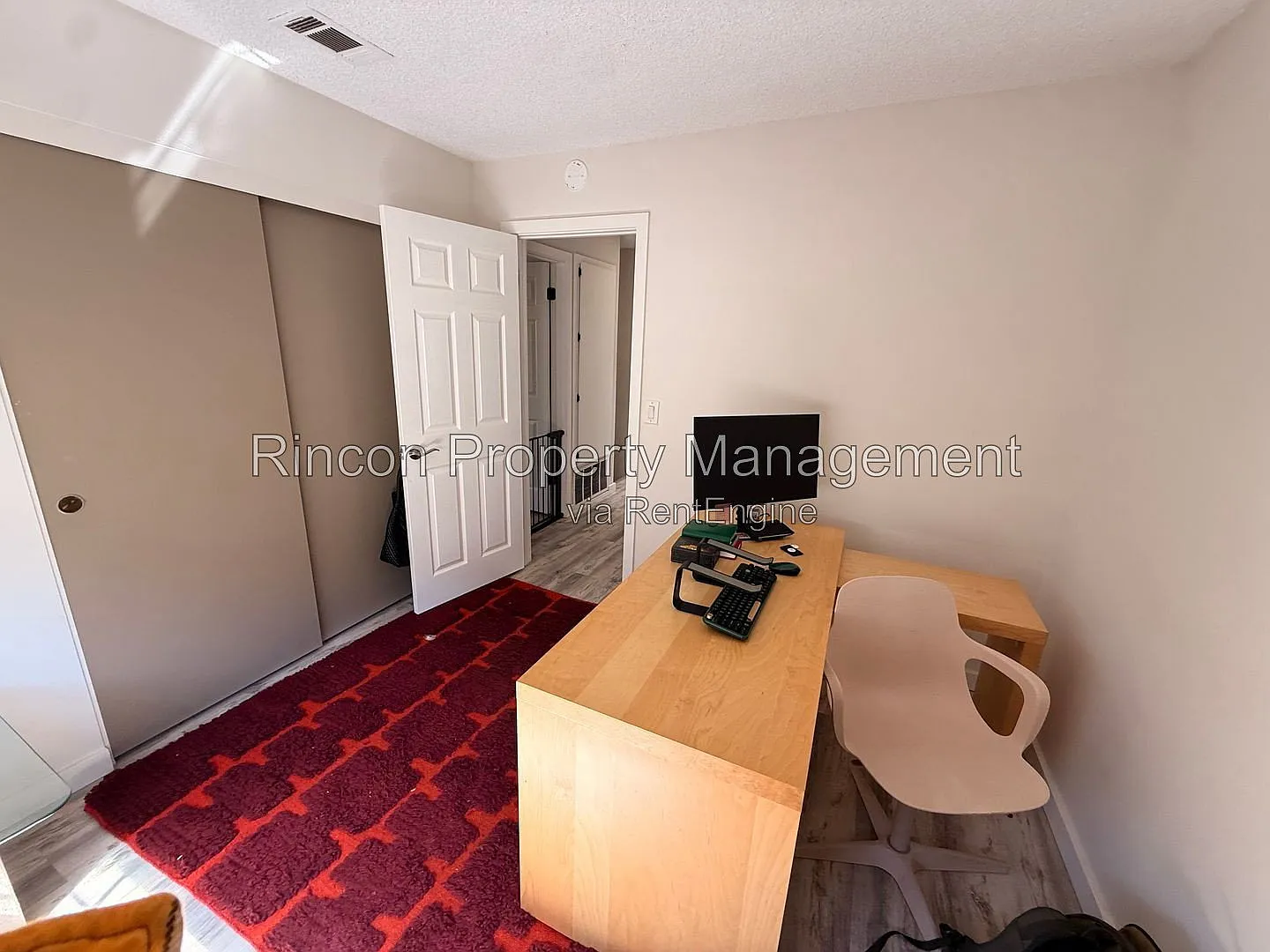 3 bed, 3.0 bath, 1172 sqft, $3,495 — Photo 4
