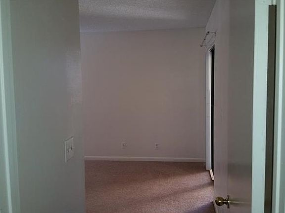 5th image of 10121 W Sunrise Blvd APT 301