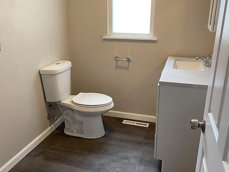 1307 N Charles St #A — Photo 5