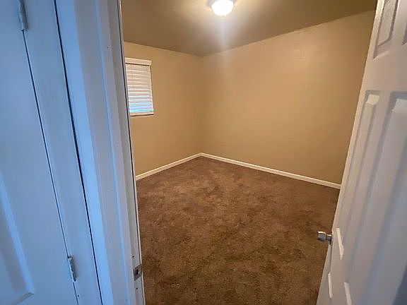 3rd image of 9050 E Wier Ave