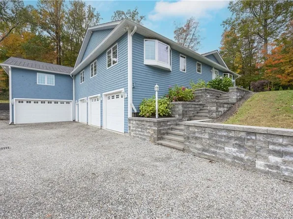 783 Whittemore Road, Middlebury, CT 06762