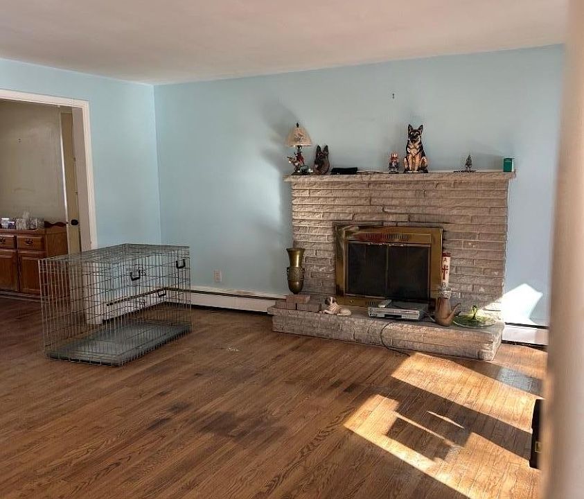 1st image of 64 William St